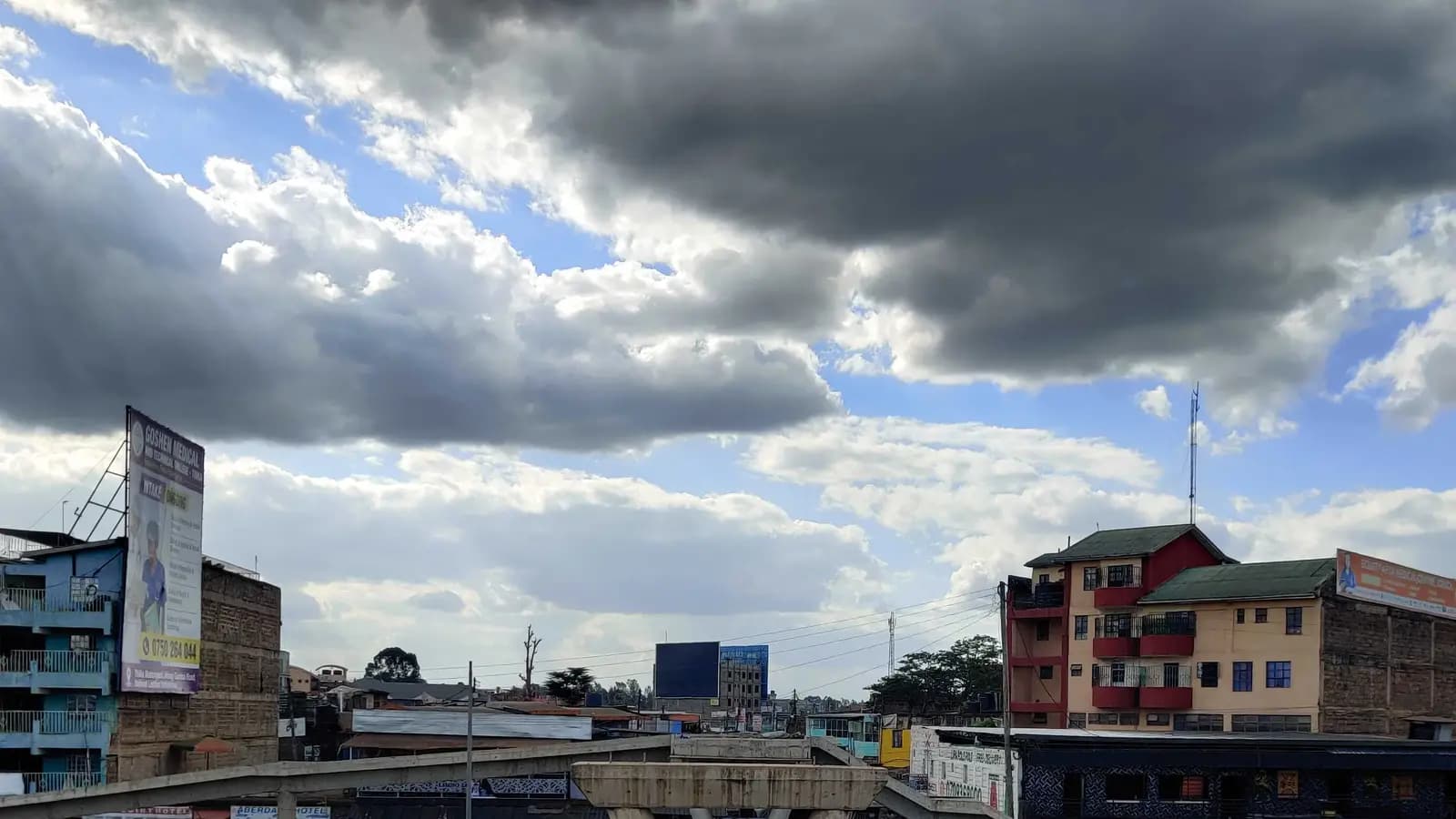 The Kenol junction on the Nairobi–Nyeri highway, Murang'a County